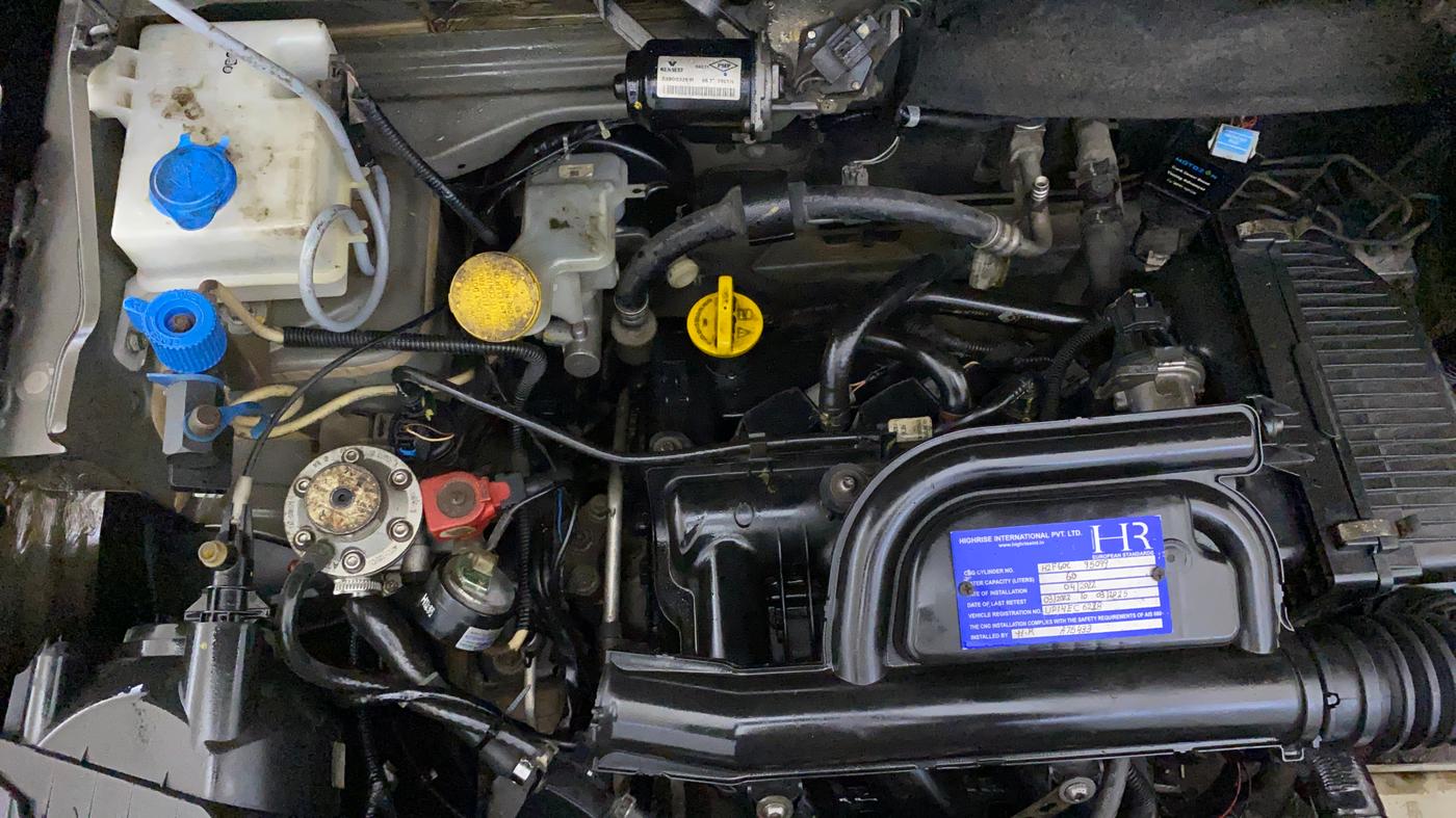 2019 Renault Kwid RXT 1.0 EDITION, CNG, Manual, 56,193 km, Engine View - Right