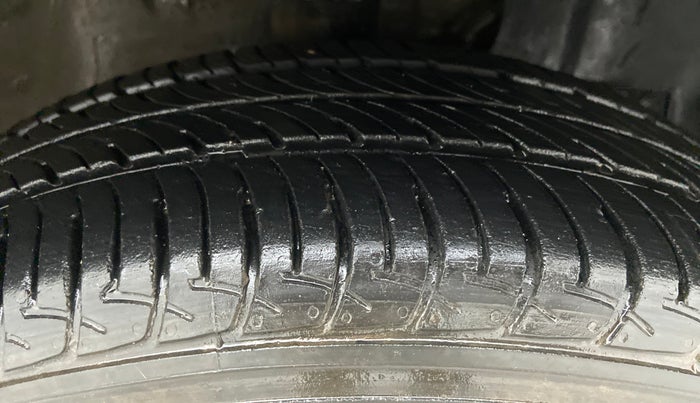 2019 Maruti New Wagon-R VXI 1.2L, Petrol, Manual, 16,272 km, Right Front Tyre Tread