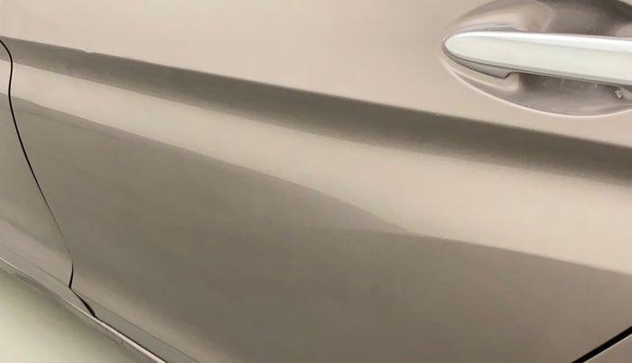 2015 Honda City 1.5L I-VTEC V MT, Petrol, Manual, 41,293 km, Rear left door - Minor scratches
