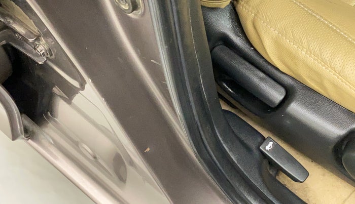 2015 Honda City 1.5L I-VTEC V MT, Petrol, Manual, 41,293 km, Right B pillar - Slightly dented