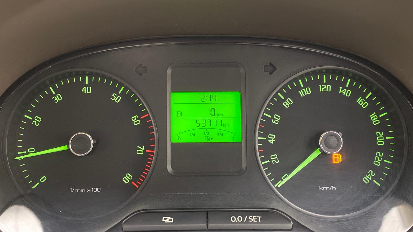 2014 Skoda Rapid ELEGANCE 1.6 MPFI MT, Petrol, Manual, 53,750 km, Odometer Image