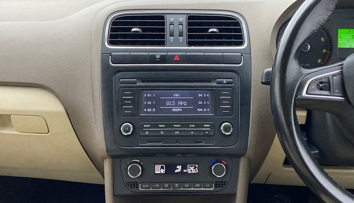 2014 Skoda Rapid ELEGANCE 1.6 MPFI MT, Petrol, Manual, 53,750 km, Air Conditioner
