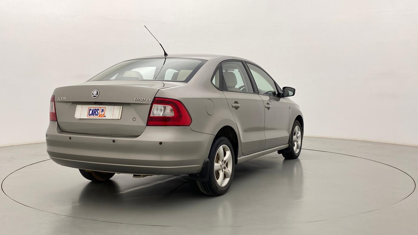 2014 Skoda Rapid ELEGANCE 1.6 MPFI MT, Petrol, Manual, 53,750 km, Right Back Diagonal