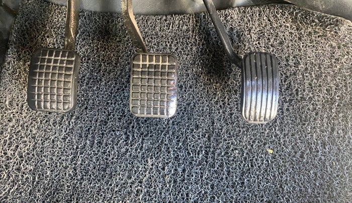 2017 Tata Tiago XZ PETROL, Petrol, Manual, 65,421 km, Pedals