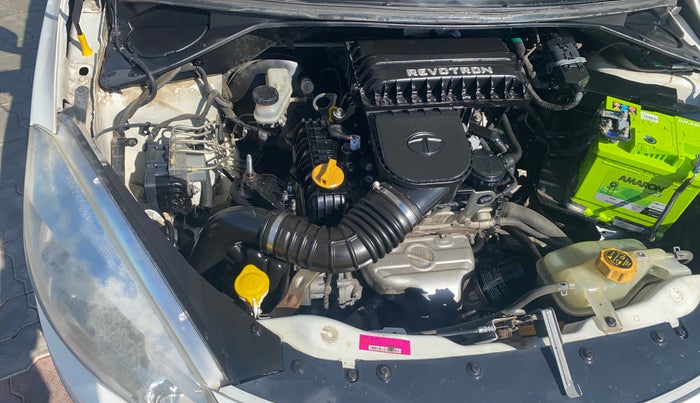 2017 Tata Tiago XZ PETROL, Petrol, Manual, 65,421 km, Engine View - Right