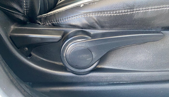 2017 Tata Tiago XZ PETROL, Petrol, Manual, 65,421 km, Driver Side Adjustment Panel