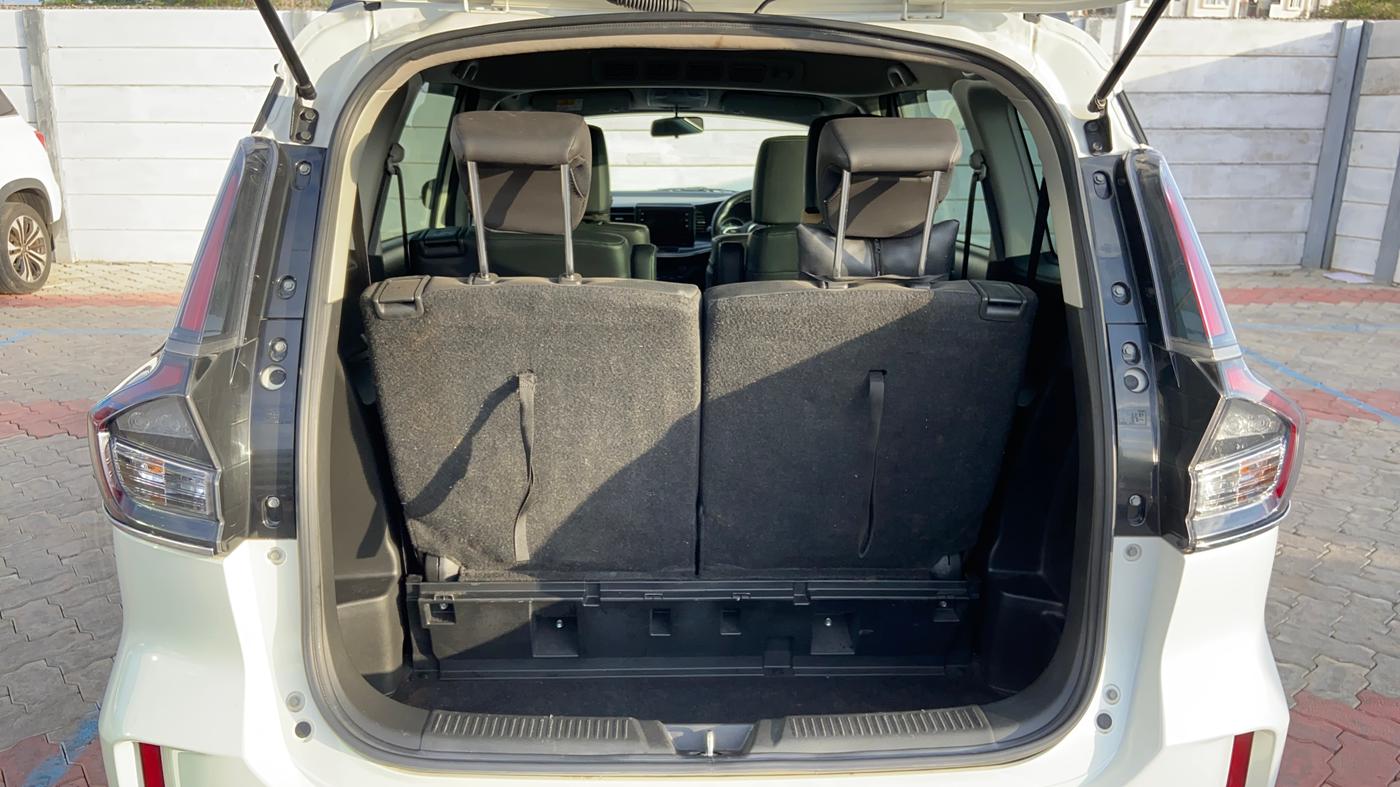 2024 Maruti XL6 ALPHA PLUS AT, Petrol, Automatic, 25,334 km, Boot Inside