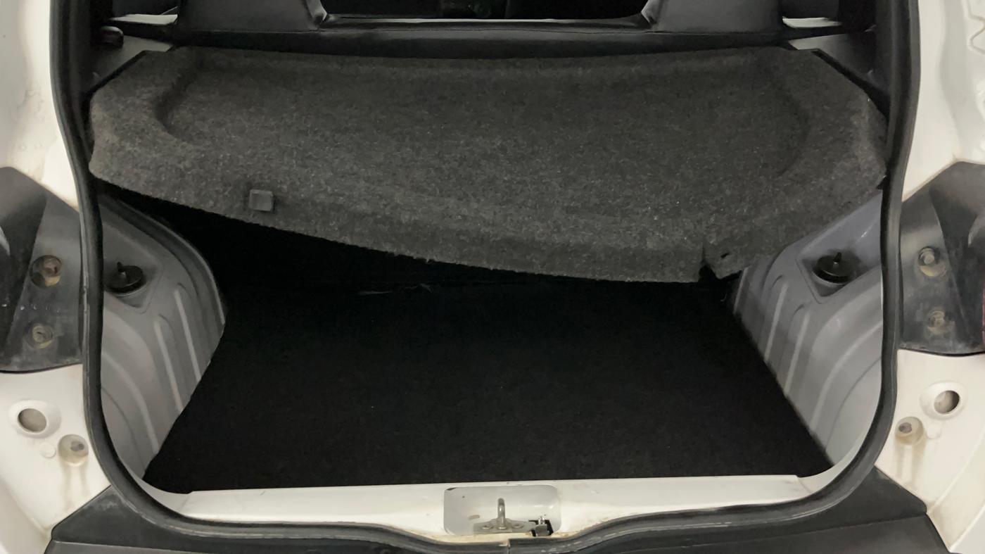 2019 Renault Kwid RXT 1.0 (O), Petrol, Manual, 36,665 km, Boot Inside