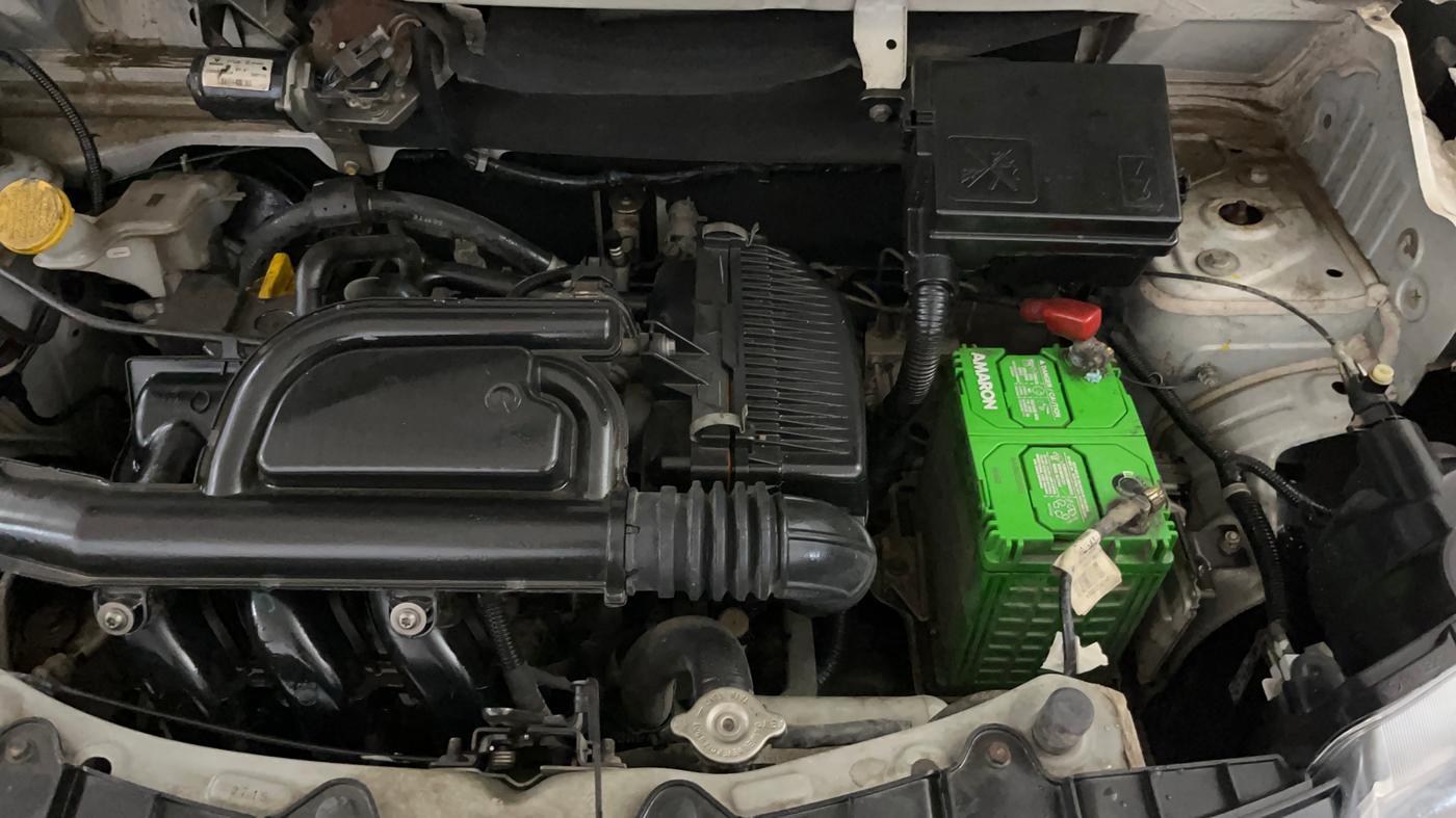 2019 Renault Kwid RXT 1.0 (O), Petrol, Manual, 36,665 km, Engine View - Left