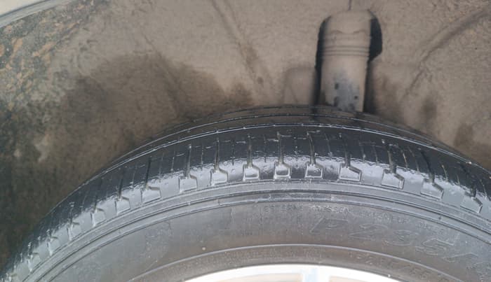 2017 Skoda Kodiaq STYLE 2.0 TDI 4X4 AT, Diesel, Automatic, 1,00,397 km, Left Rear Tyre Tread