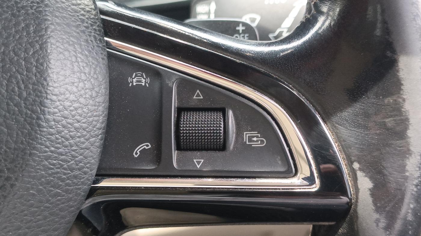 2017 Skoda Kodiaq STYLE 2.0 TDI 4X4 AT, Diesel, Automatic, 1,00,397 km, Adaptive Cruise Control