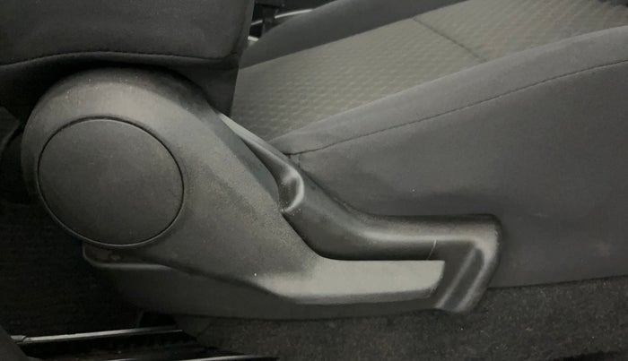 2022 Maruti Celerio VXI, Petrol, Manual, 40,302 km, Driver Side Adjustment Panel