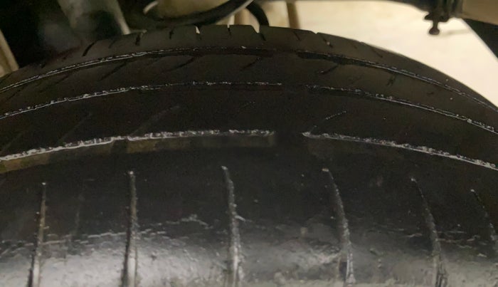 2013 Maruti Alto K10 VXI, Petrol, Manual, 97,628 km, Left Rear Tyre Tread