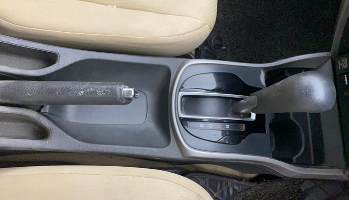 2018 Honda City 1.5L I-VTE V CVT, Petrol, Automatic, 99,627 km, Gear Lever