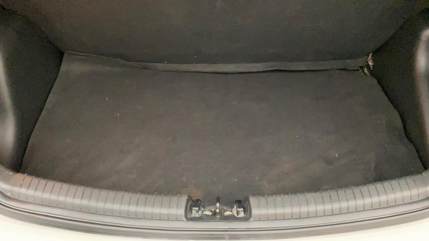 2017 Hyundai Grand i10 ASTA 1.2 KAPPA VTVT, Petrol, Manual, 25,498 km, Boot Inside