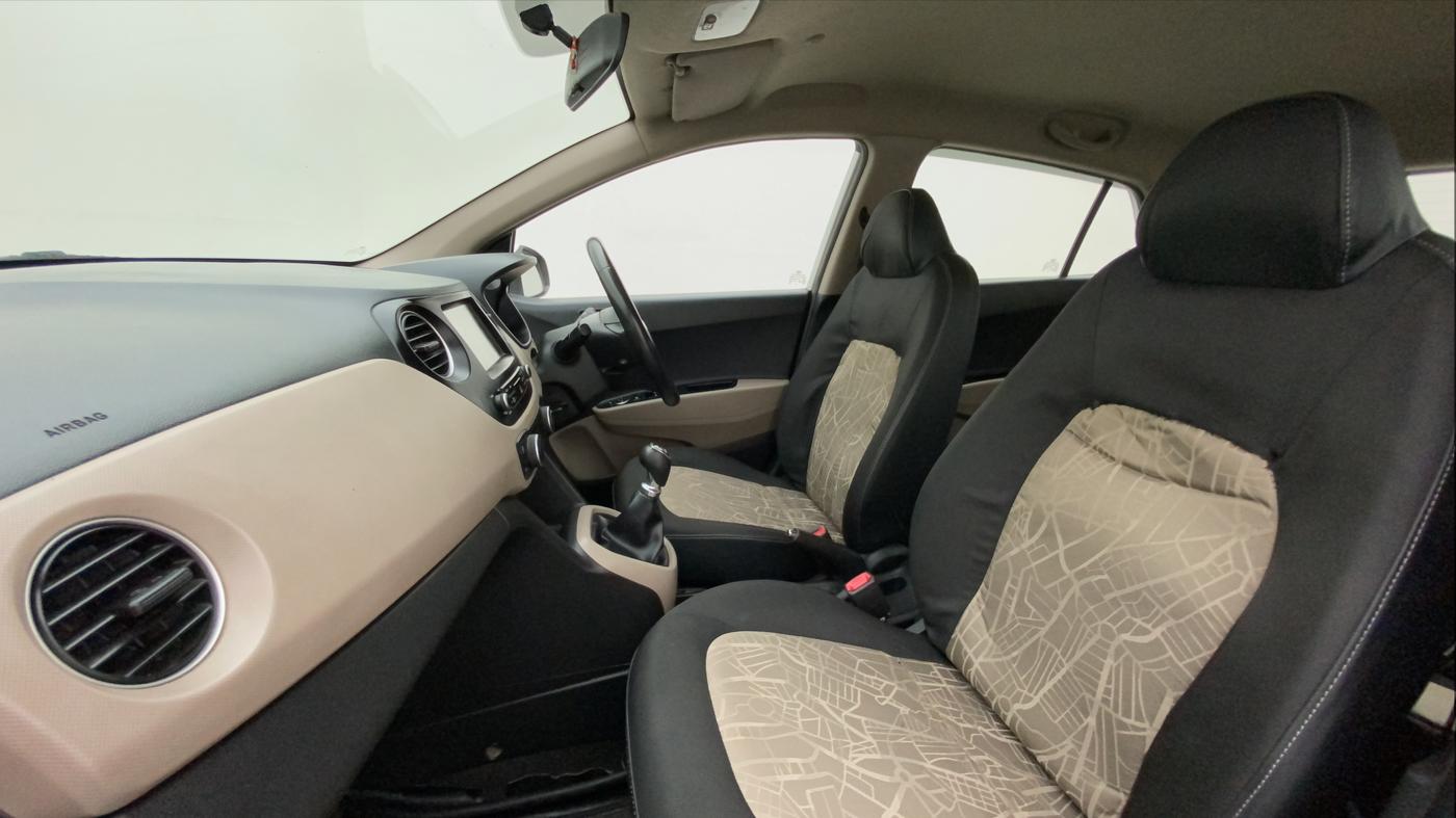 2017 Hyundai Grand i10 ASTA 1.2 KAPPA VTVT, Petrol, Manual, 25,498 km, Right Side Front Door Cabin