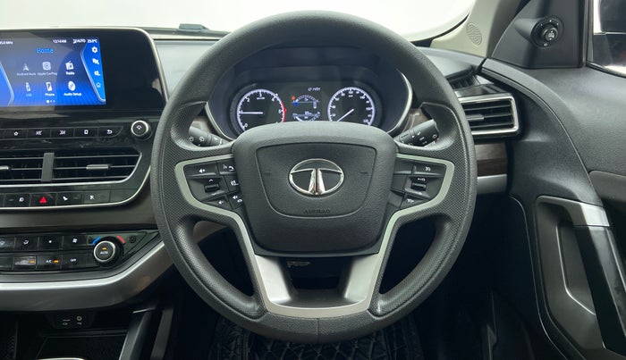 2021 Tata Harrier XT+ 2.0 KRYOTEC, Diesel, Manual, 27,904 km, Steering Wheel Close Up