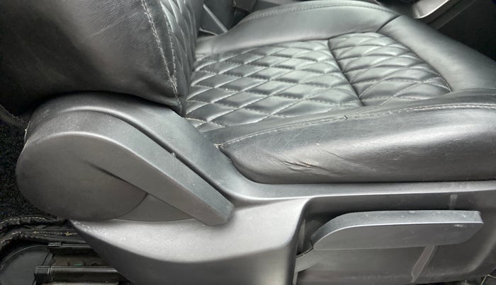 2021 Tata Harrier XT+ 2.0 KRYOTEC, Diesel, Manual, 27,904 km, Driver Side Adjustment Panel