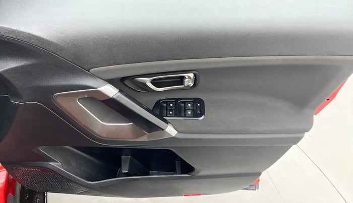 2021 Tata Harrier XT+ 2.0 KRYOTEC, Diesel, Manual, 27,904 km, Driver Side Door Panels Control