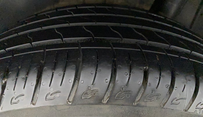 2021 Maruti Vitara Brezza ZXI +, Petrol, Manual, 5,061 km, Right Front Tyre Tread