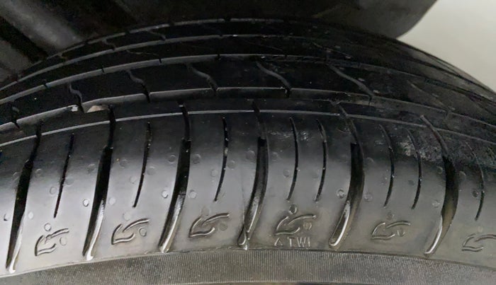 2021 Maruti Vitara Brezza ZXI +, Petrol, Manual, 5,061 km, Left Rear Tyre Tread