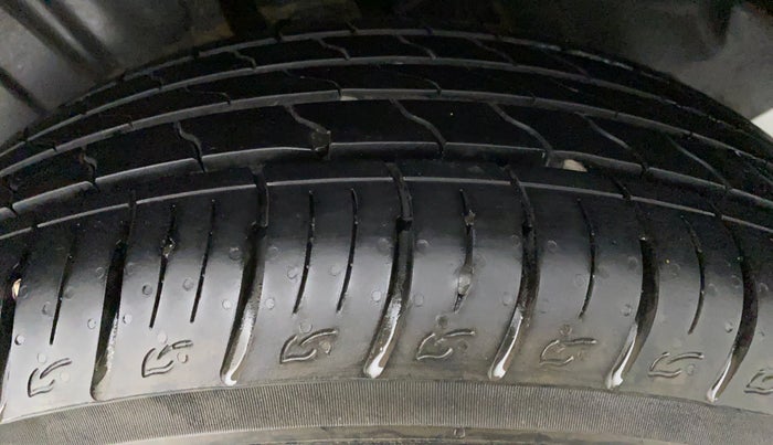 2021 Maruti Vitara Brezza ZXI +, Petrol, Manual, 5,061 km, Left Front Tyre Tread