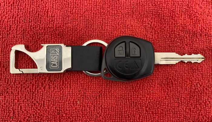 2019 Maruti Swift VXI D, Petrol, Manual, 12,270 km, Key Close Up