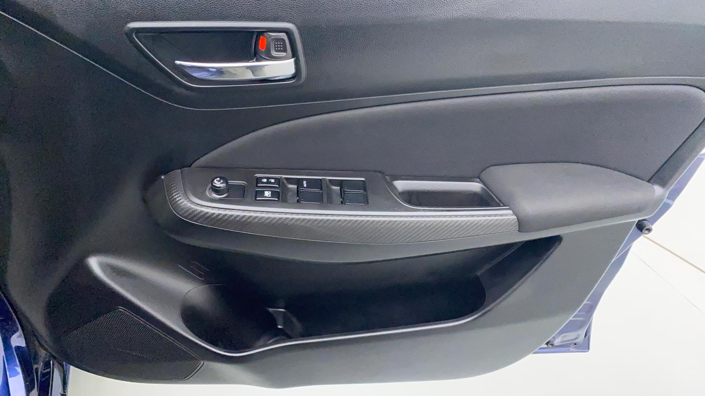 2019 Maruti Swift VXI D, Petrol, Manual, 12,270 km, Driver Side Door Panels Control