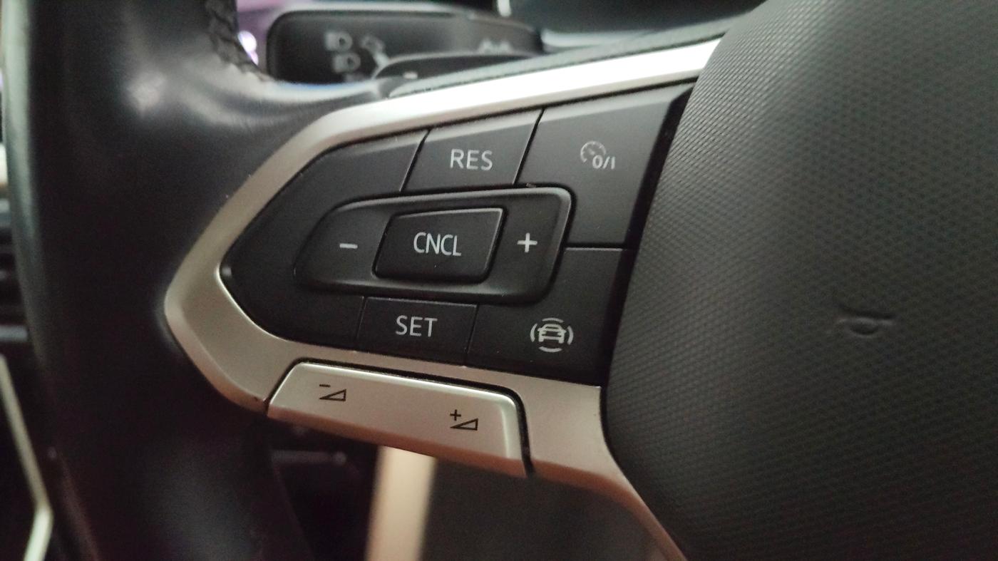 2023 Volkswagen VIRTUS TOPLINE TSI 1.0 AT, Petrol, Automatic, 57,056 km, Adaptive Cruise Control