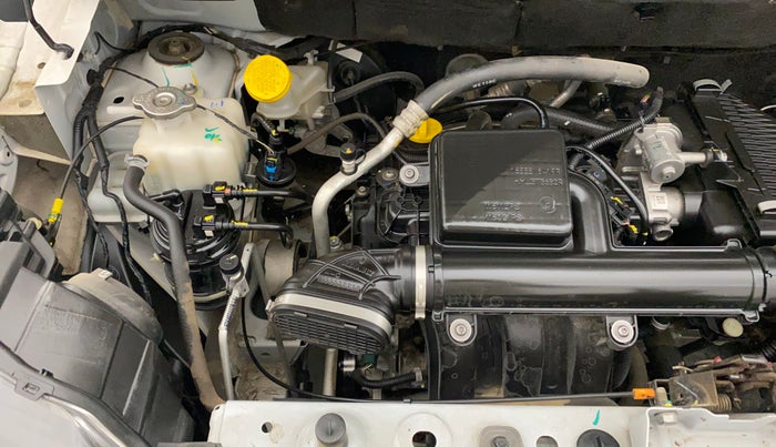 2022 Renault TRIBER RXZ, Petrol, Manual, 18,267 km, Engine View - Right