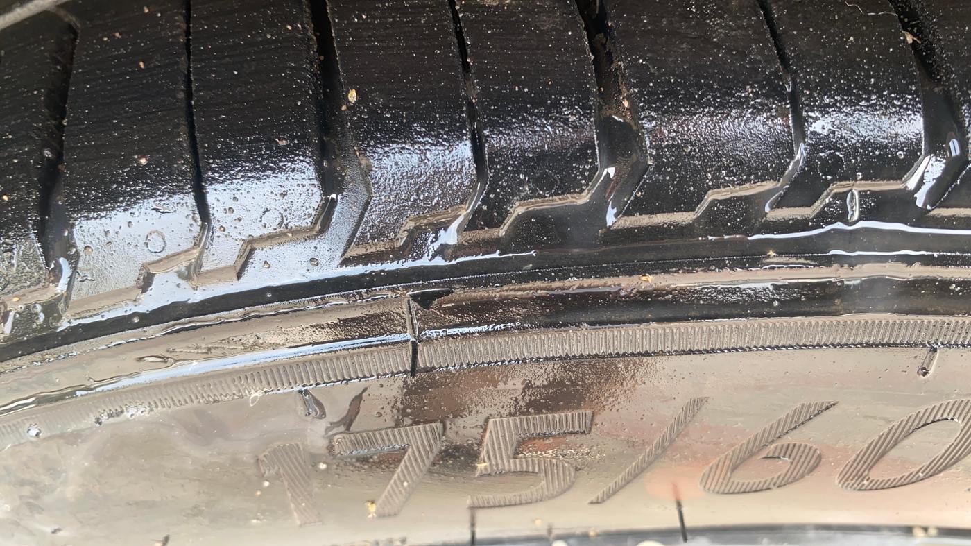 2019 Tata TIGOR XZ PLUS PETROL, Petrol, Manual, 29,891 km, Right Front Tyre Tread