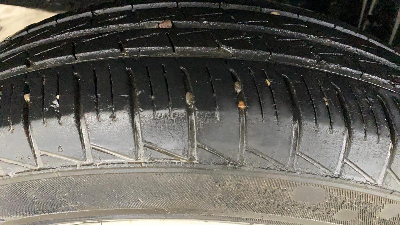2019 Renault TRIBER RXL MT, CNG, Manual, 84,395 km, Right Rear Tyre Tread