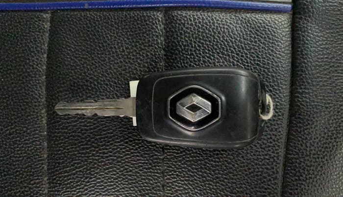 2019 Renault TRIBER RXL MT, CNG, Manual, 84,395 km, Key Close Up