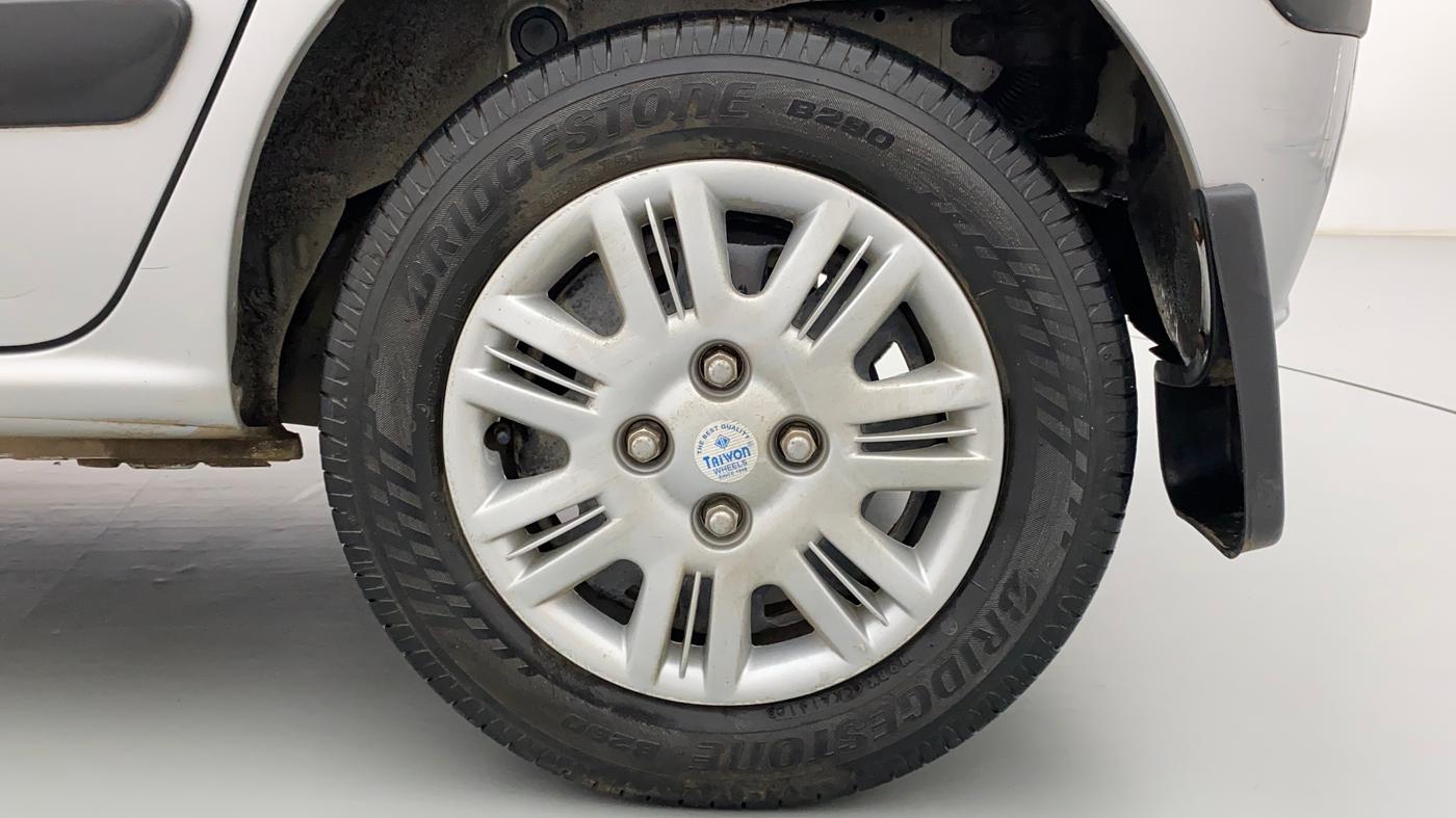 2012 Hyundai Santro Xing GLS, Petrol, Manual, 84,532 km, Left Rear Wheel