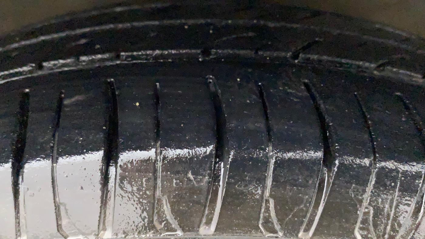 2012 Hyundai Santro Xing GLS, Petrol, Manual, 84,532 km, Right Front Tyre Tread