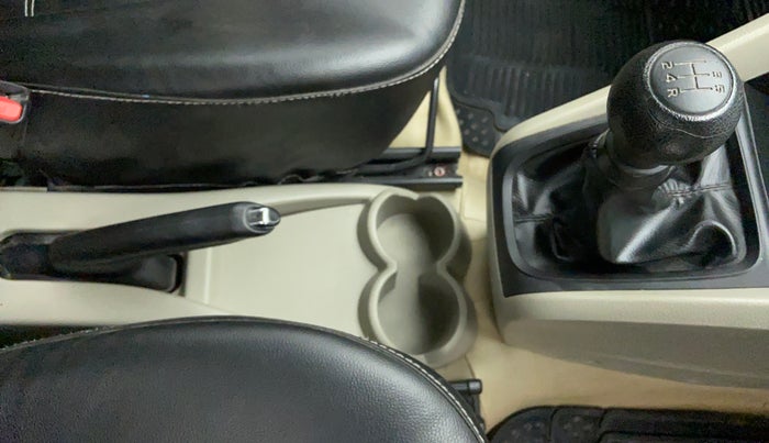 2016 Maruti Celerio VXI CNG D, CNG, Manual, 28,122 km, Gear Lever