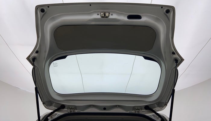 2016 Maruti Celerio VXI CNG D, CNG, Manual, 28,122 km, Boot Door Open