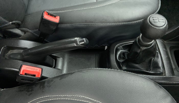 2015 Maruti Swift LDI O, Diesel, Manual, 69,023 km, Gear Lever