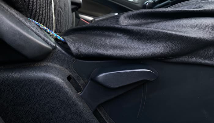 2018 Ford Ecosport TITANIUM 1.5L DIESEL, Diesel, Manual, 1,11,493 km, Driver Side Adjustment Panel