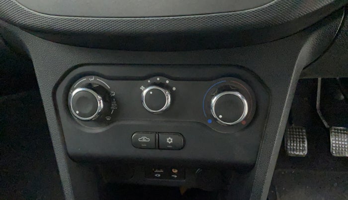 2019 Tata TIAGO NRG PETROL, Petrol, Manual, 14,209 km, AC Unit - Directional switch has minor damage