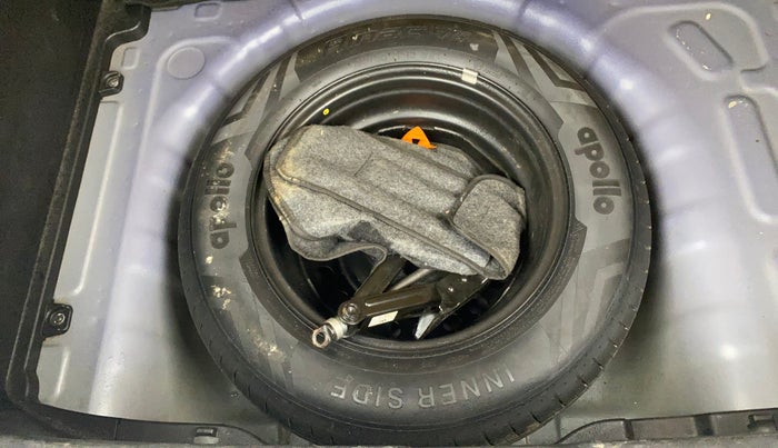 2019 Hyundai VENUE SX 1.0 TURBO, Petrol, Manual, 50,369 km, Spare Tyre