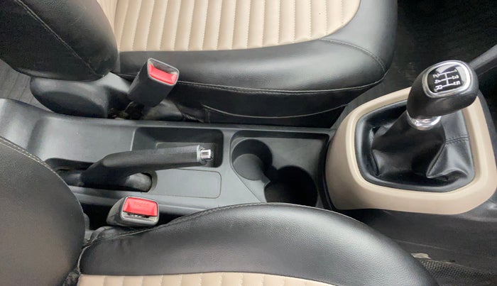 2016 Hyundai Grand i10 ASTA (O) 1.2 KAPPA VTVT, Petrol, Manual, 89,471 km, Gear Lever