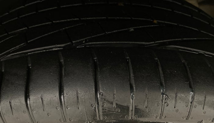 2022 Tata NEXON XZA PLUS (PREMIUM) PETROL DARK EDITION, Petrol, Automatic, 67,427 km, Left Rear Tyre Tread