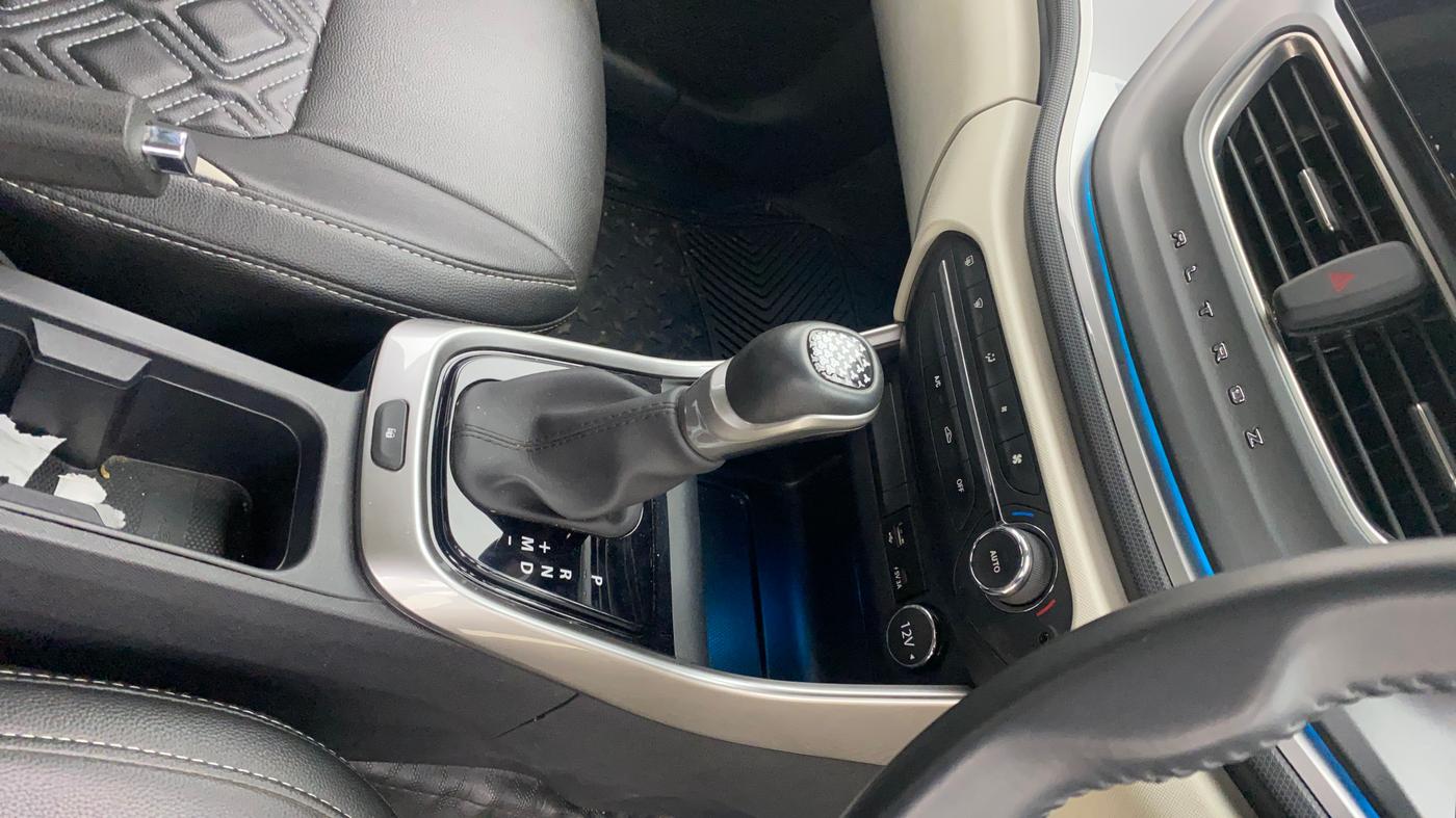 2024 Tata ALTROZ XZA Lux, Petrol, Automatic, 17,688 km, Gear Lever