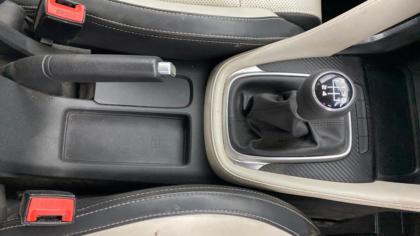 2022 MG ASTOR SMART EX 1.5 MT, Petrol, Manual, 45,639 km, Gear Lever