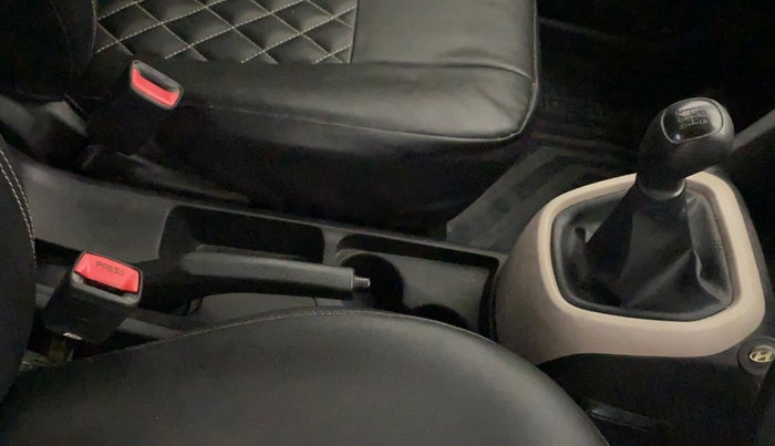 2016 Hyundai Grand i10 MAGNA 1.2 KAPPA VTVT, Petrol, Manual, 46,008 km, Gear Lever