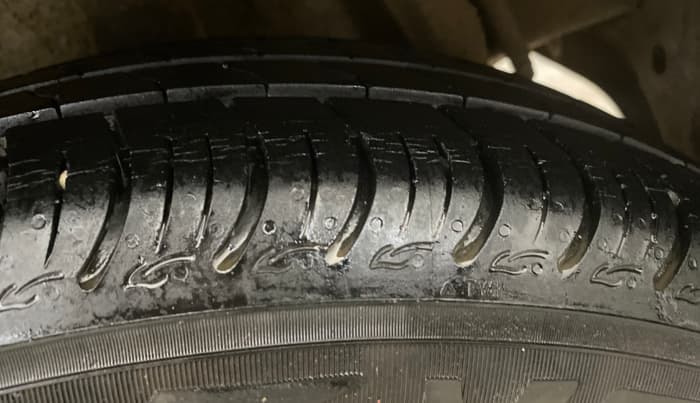 2015 Maruti Celerio VXI AMT, Petrol, Automatic, 81,520 km, Left Rear Tyre Tread