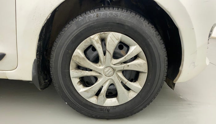 2019 Maruti Swift VXI, Petrol, Manual, 32,501 km, Right Front Wheel