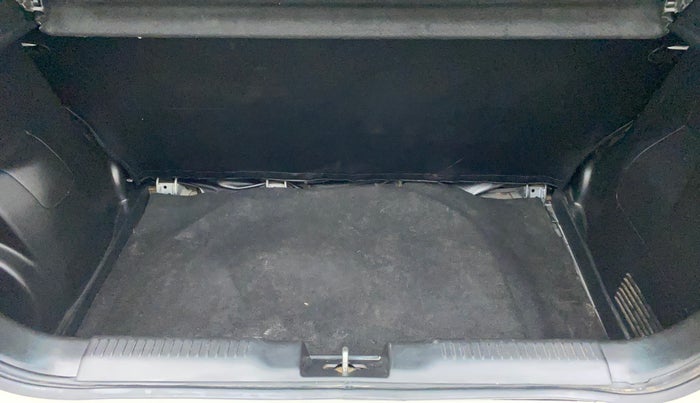 2019 Maruti Swift VXI, Petrol, Manual, 32,501 km, Boot Inside