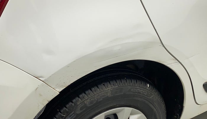 2019 Maruti Swift VXI, Petrol, Manual, 32,501 km, Right quarter panel - Minor scratches